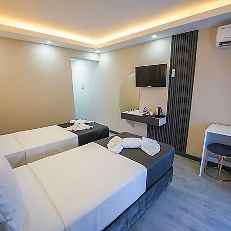 Grand Oezer 4*